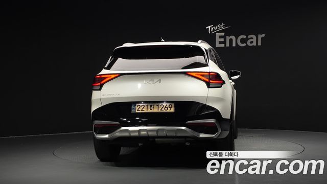Kia Sportage 2023 — photo 4