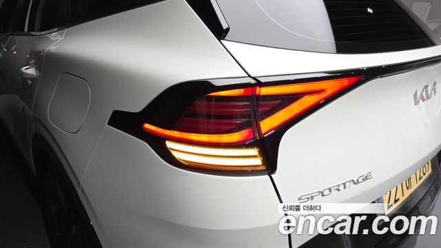 Kia Sportage 2023 — photo 9