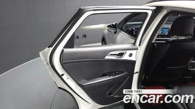 Kia Sportage 2023 — photo 15