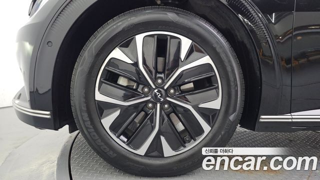 Kia EV6 2023 — photo 5