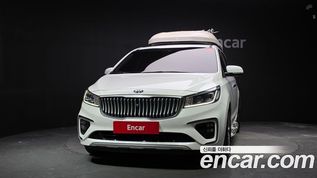 Kia Canival 2019 — photo 3