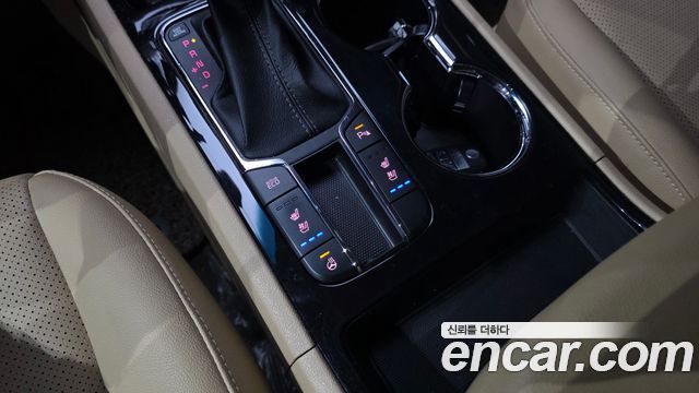 Kia Canival 2019 — photo 24
