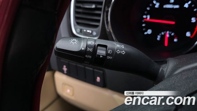 Kia Canival 2019 — photo 29