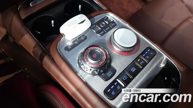 Genesis G90 2022 — photo 9