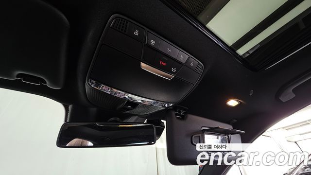 Mercedes-Benz E-Class 2020 — photo 16