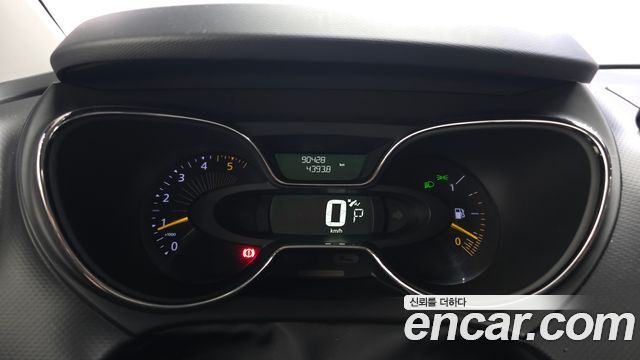 Renault Korea QM3 2015 — photo 11