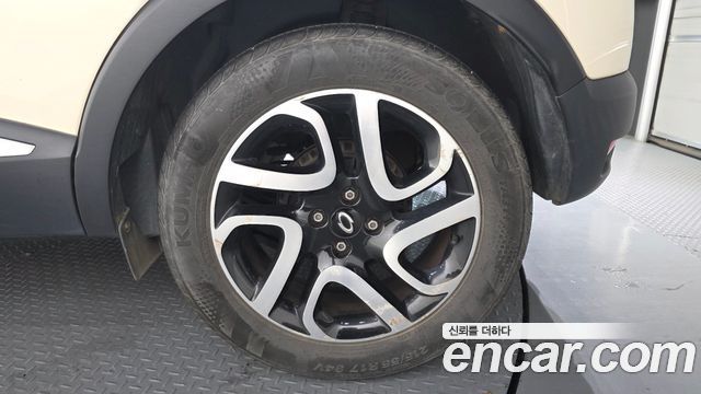 Renault Korea QM3 2015 — photo 7