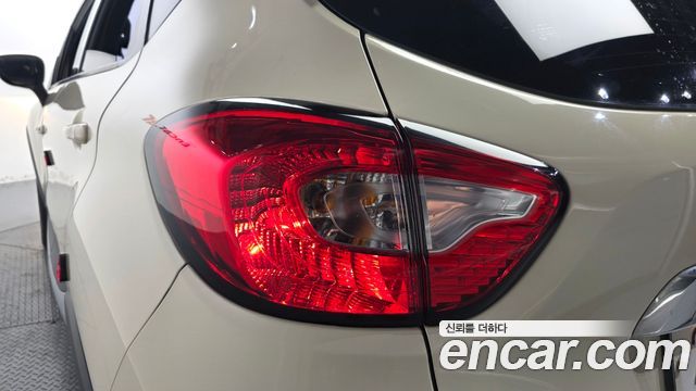 Renault Korea QM3 2015 — photo 9