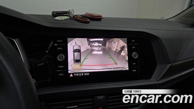 Volkswagen Jetta 2021 — photo 20