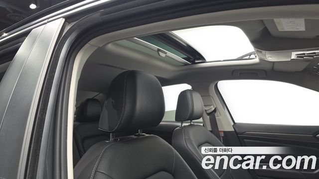 Volkswagen Jetta 2021 — photo 22