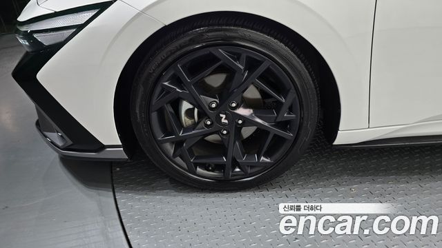 Hyundai AVANTE 2025 — photo 5