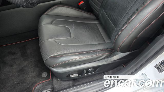 Hyundai AVANTE 2025 — photo 32
