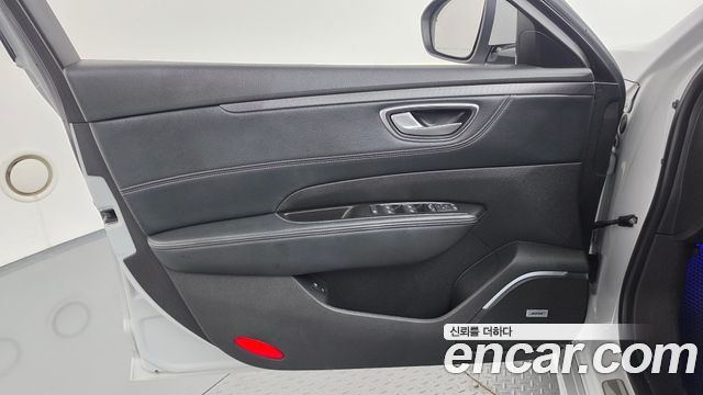 Renault Korea SM6 2020 — photo 14