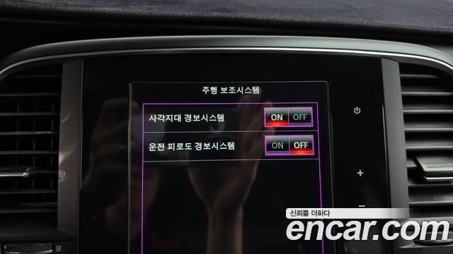 Renault Korea SM6 2020 — photo 32