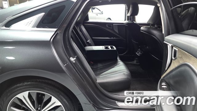 Kia K8 2023 — photo 17