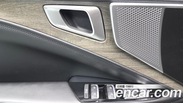 Kia K8 2023 — photo 29