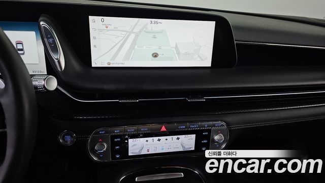Genesis G90 2022 — photo 19