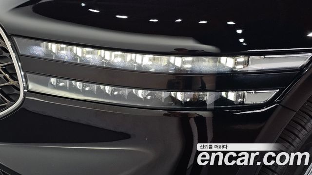 Genesis G90 2022 — photo 8