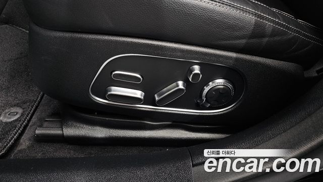Genesis G90 2022 — photo 33