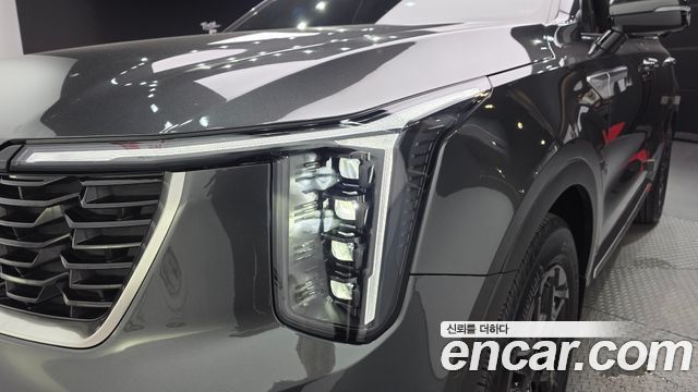 Kia Sorento 2024 — photo 8