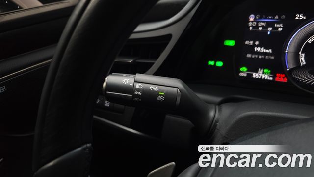 Lexus ES 2024 — photo 28