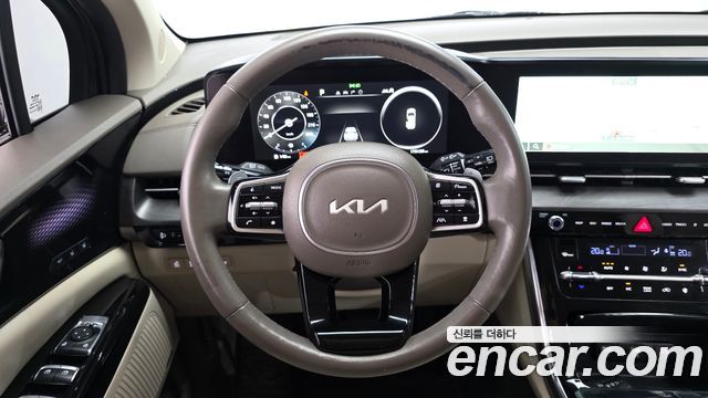 Kia Canival 2022 — photo 12