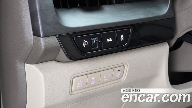 Kia Canival 2022 — photo 15