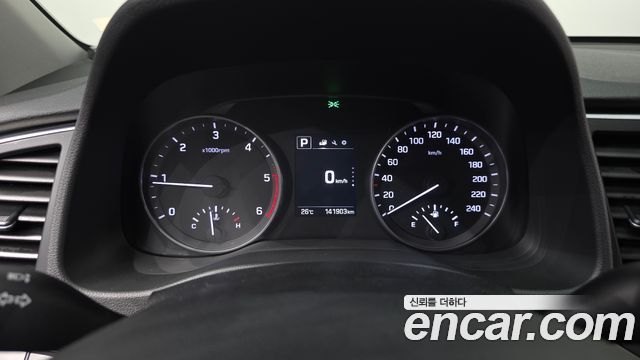 Hyundai AVANTE 2016 — photo 8