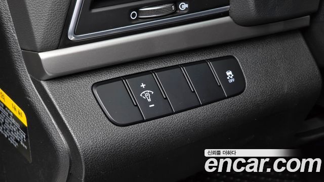 Hyundai AVANTE 2016 — photo 15