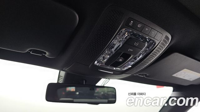 Mercedes-Benz A-Class 2020 — photo 14