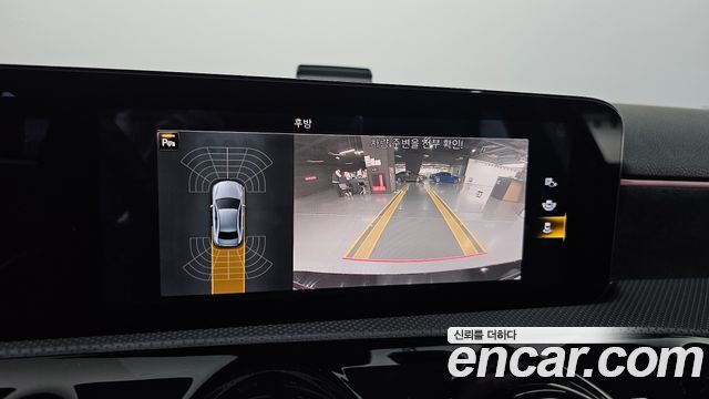 Mercedes-Benz A-Class 2020 — photo 17