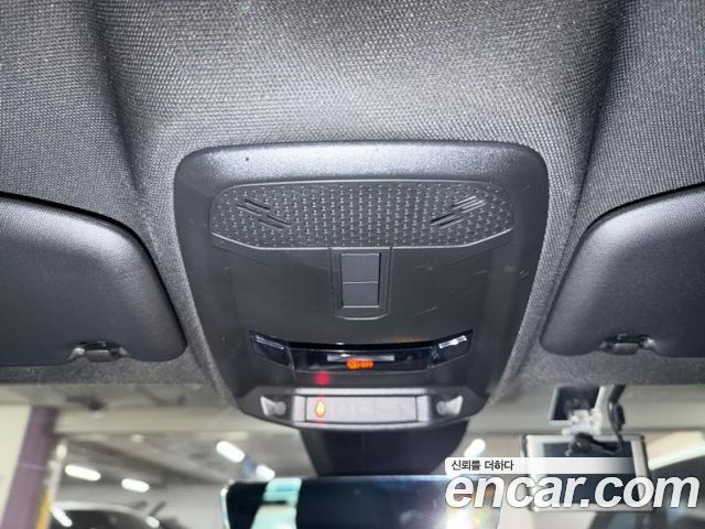 Peugeot 208 2022 — photo 15
