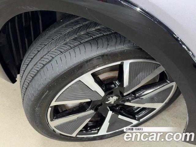Peugeot 208 2022 — photo 18