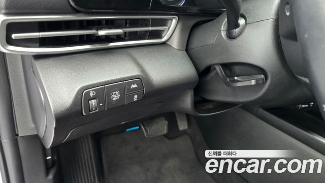 Hyundai AVANTE 2023 — photo 24