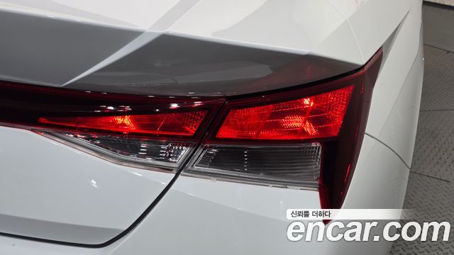 Hyundai AVANTE 2023 — photo 9