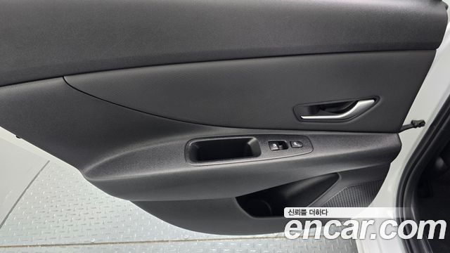 Hyundai AVANTE 2023 — photo 15