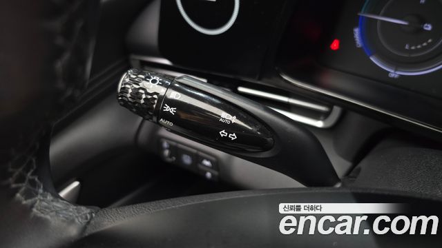 Hyundai AVANTE 2023 — photo 28