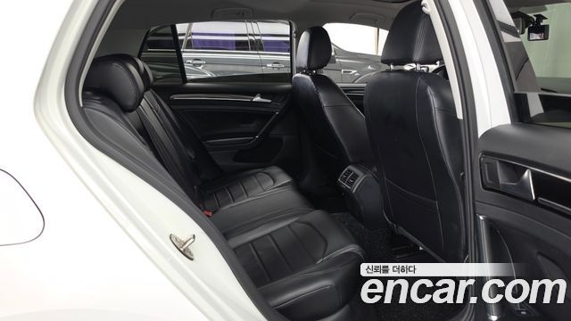 Volkswagen Golf 2015 — photo 12