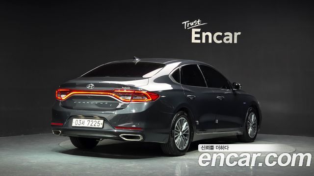 Hyundai Grandeur 2018 — photo 2