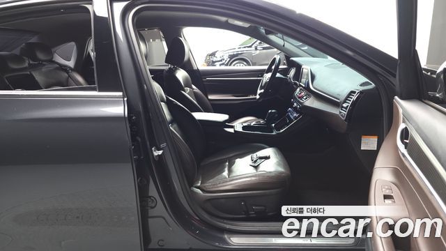 Hyundai Grandeur 2018 — photo 10