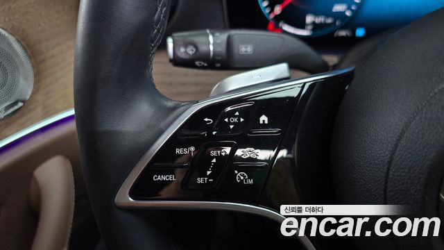 Mercedes-Benz E-Class 2023 — photo 21