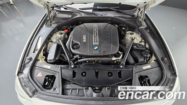 BMW 5-Series 2014 — photo 6