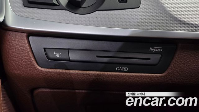BMW 5-Series 2014 — photo 28