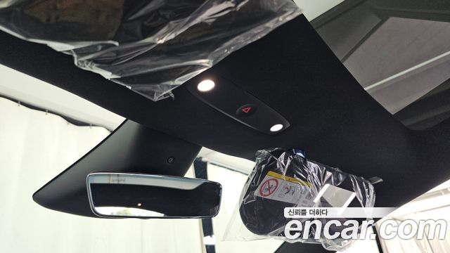 Tesla Model Y 2026 — photo 38