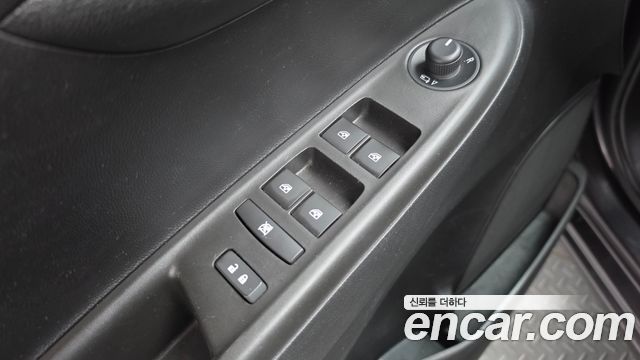 Chevrolet Korea Spark 2016 — photo 30