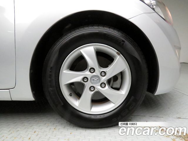 Hyundai AVANTE 2014 — photo 20