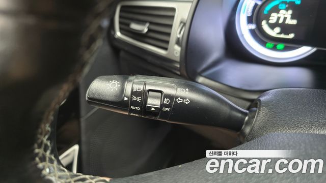 Kia Niro 2017 — photo 15