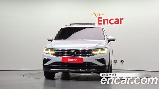 Volkswagen Tiguan 2023 — photo 3