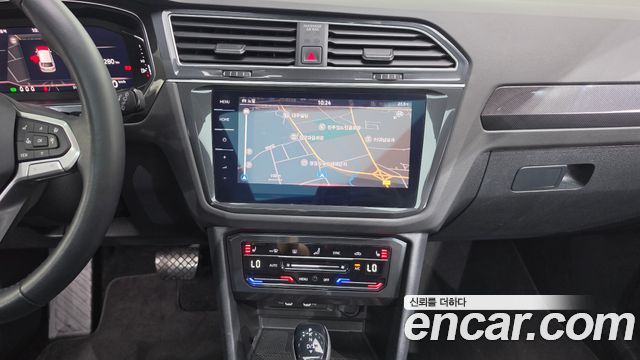 Volkswagen Tiguan 2023 — photo 15
