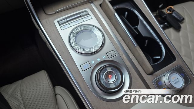 Genesis GV80 2021 — photo 12